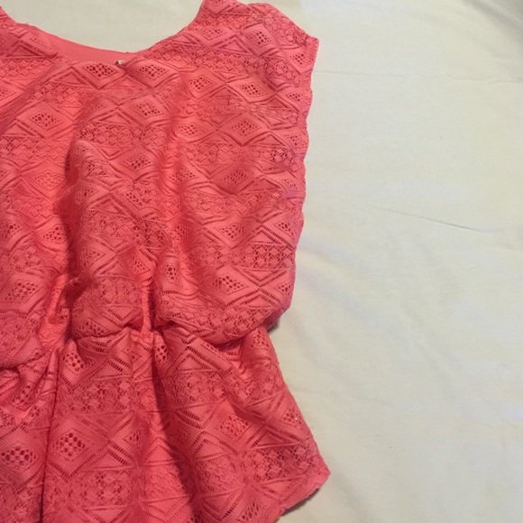 flowy summer top - Picture 1 of 3