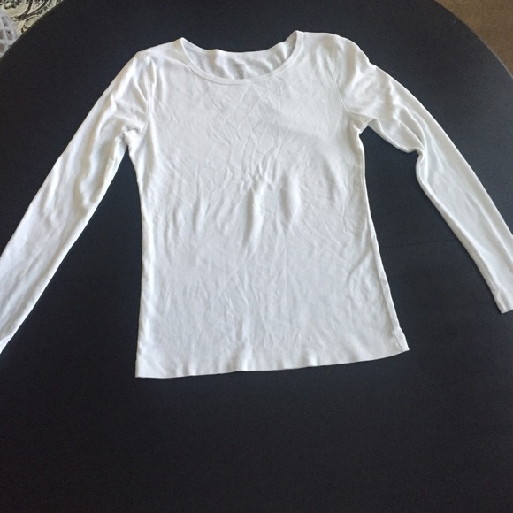 White long sleeve crew neck