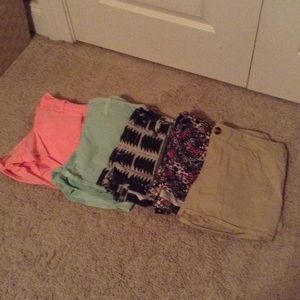 *SOLD* American Eagle shorts