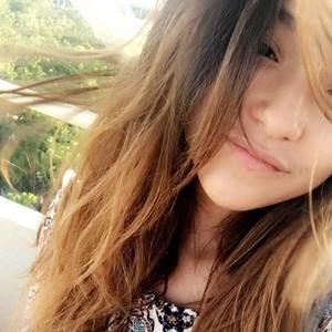 Meet your Posher, Macalah