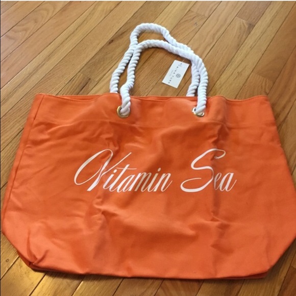 Trina Turk NWT Canvas Beach Bag