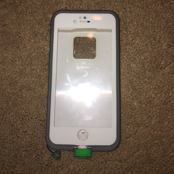 iPhone 6 life proof case