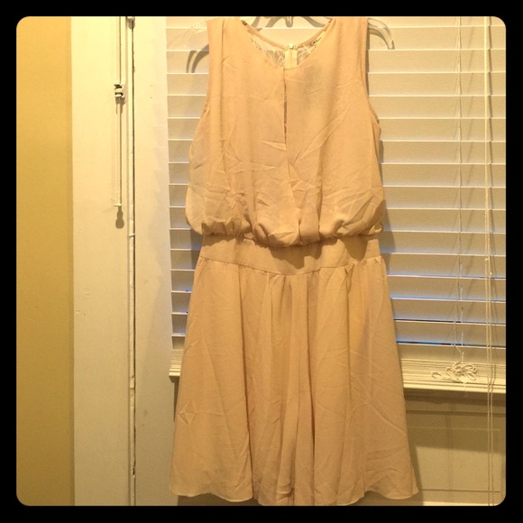 ‼️‼️ LOWEST PRICE Lace Ivory Romper‼️‼️ - Picture 1 of 3