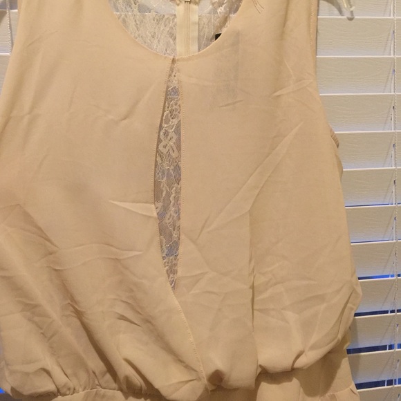 ‼️‼️ LOWEST PRICE Lace Ivory Romper‼️‼️ - Picture 3 of 3