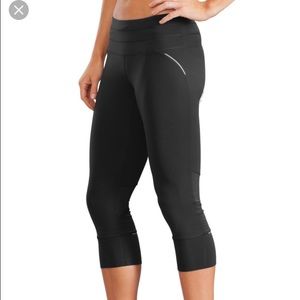 Athleta Relay Capri - XS Petite