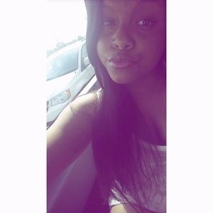 Meet your Posher, Paris