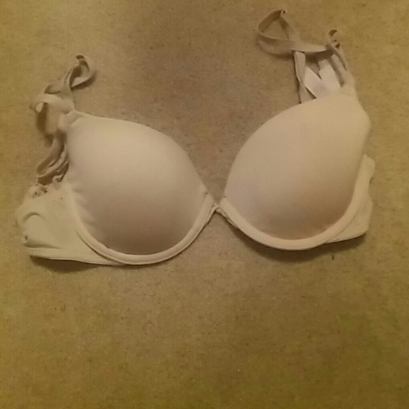 VS PINK Bras - Picture 3 of 4