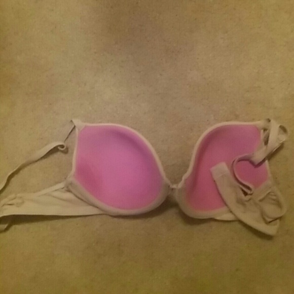 VS PINK Bras - Picture 4 of 4