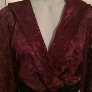 Cache bodysuit EUC (L) burgundy Lace.