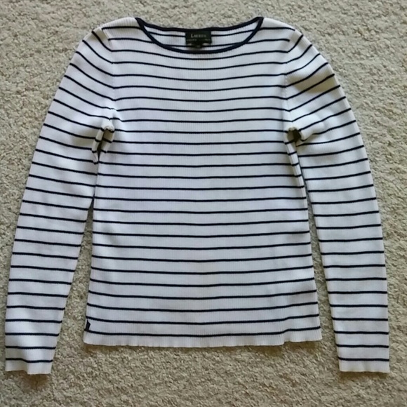 Ralph Lauren Tops - On hold for @allieburn94 Ralph Lauren blouse sizeM