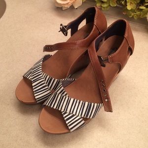 Dr Scholls Wedges