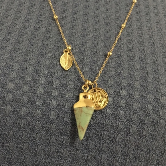FASHION NECKLACE - Picture 2 of 3