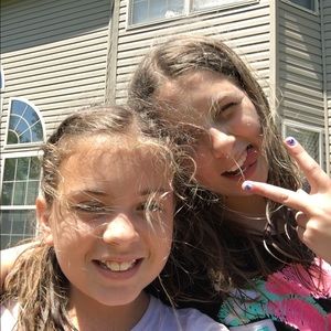 Meet your Posher, Abby