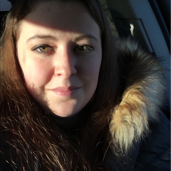 Meet your Posher, Madeline - Picture 2 of 4