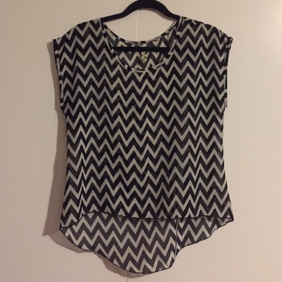 Green Apple chevron top