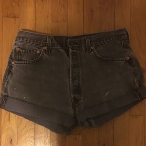 VINTAGE GRAY HIGH WAISTED LEVI SHORTS