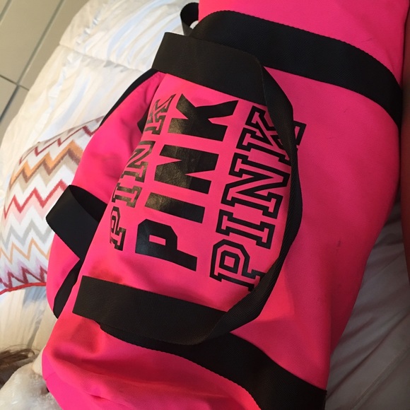 PINK vs duffle bag