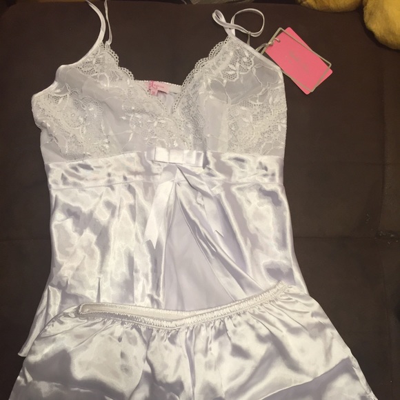 Sleepwear