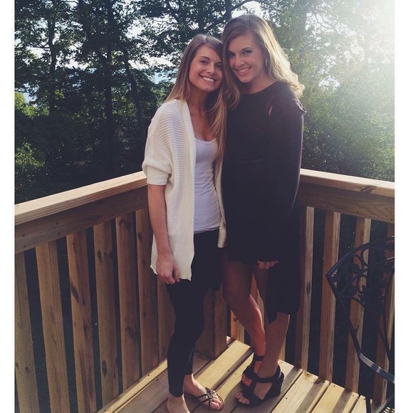 Meet your Posher, Samantha - Picture 3 of 3