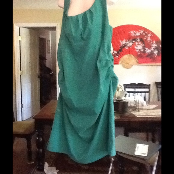 Perfect Teal dress: 4 all figures & all occasions