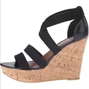 Steve Madden Camdyn Wedge