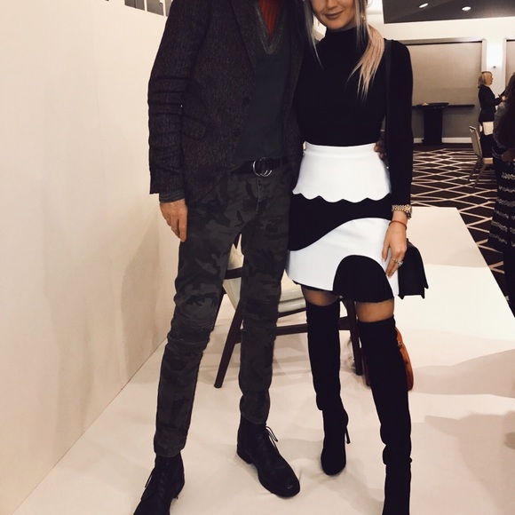 Black & White 3 Tier Abstract Mini Skirt - Picture 3 of 4