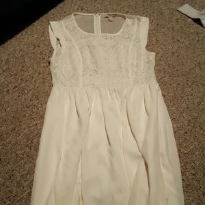 Forever21 Lace white dress