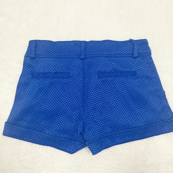 π4 for $20 π Beautiful blue shorts - Picture 3 of 4
