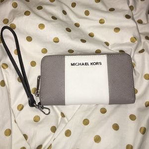 Michael Kors authentic wristlet