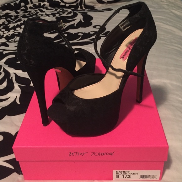 Black Lace Platform Peep Toe Stilettos