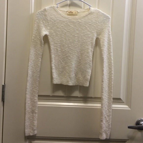 Hollister Light Beige Cropped Sweater