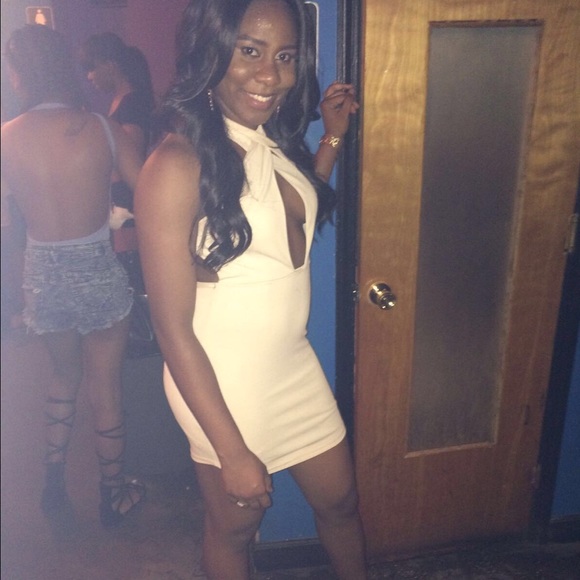 Body con dress - Picture 3 of 4