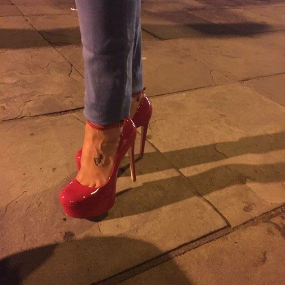 Red shoes