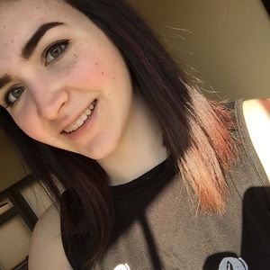 Meet your Posher, Tiffany