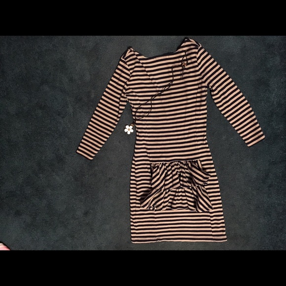 💕Betsey Johnson Blue and Tan Ruffled Dress💕 - Picture 3 of 4