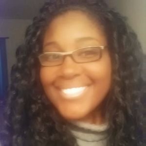 Meet your Posher, Mia