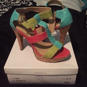 Used Multicolored Platform Sandals