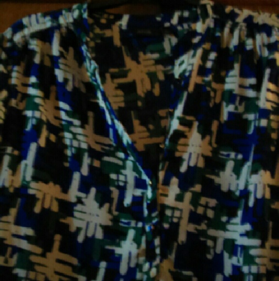 Geometric patterned blouse - Picture 2 of 2