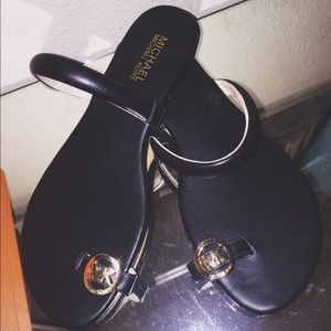 MICAHEL KORS sandals