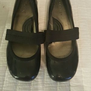 Kenneth Cole patent leather ballet shoes