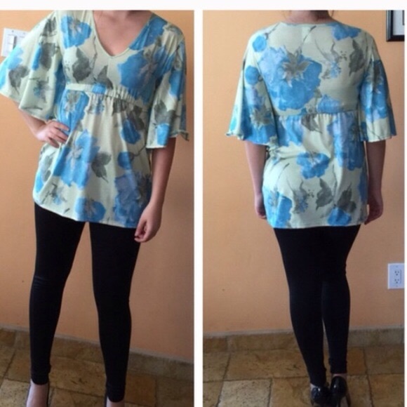 LAST ONE Classic Woman Blue/Green Floral Tunic NWT - Picture 3 of 6