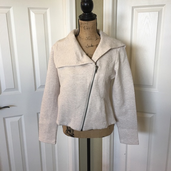 CAbi Ryder Jacker NWT - Medium