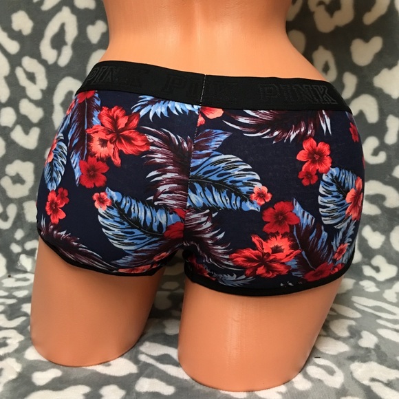 PINK Victoria's Secret Other - Large logo boy shorts