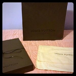 Louis Vuitton Set