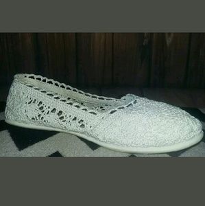 Size 8 Casual Crochet & Canvas Beige Flats Shoes