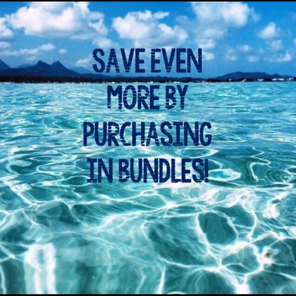 Welcome to My Closet!🙋🤓☺️ - Picture 3 of 3