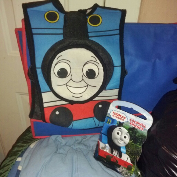 🚫SOLD🚫Thomas and friends costume and book