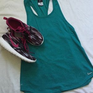 NEW Nike Dri fit tank