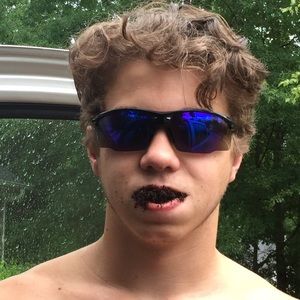 Meet your Posher, Chase