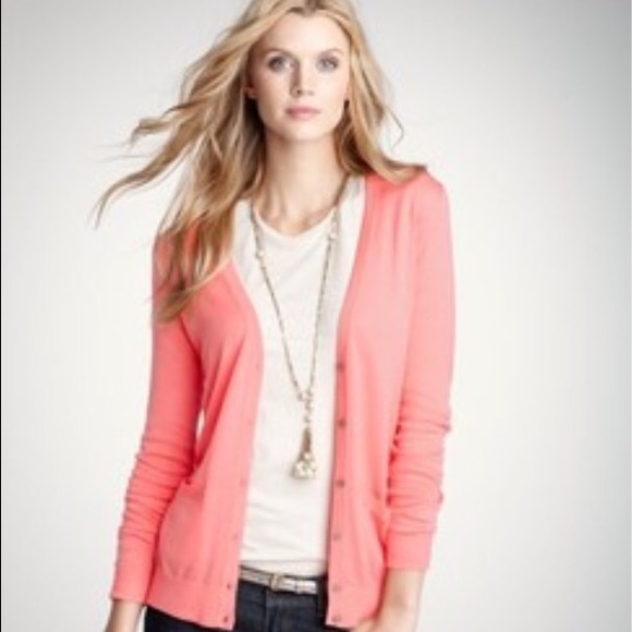 ANN TAYLOR 100% Wool peach cardigan